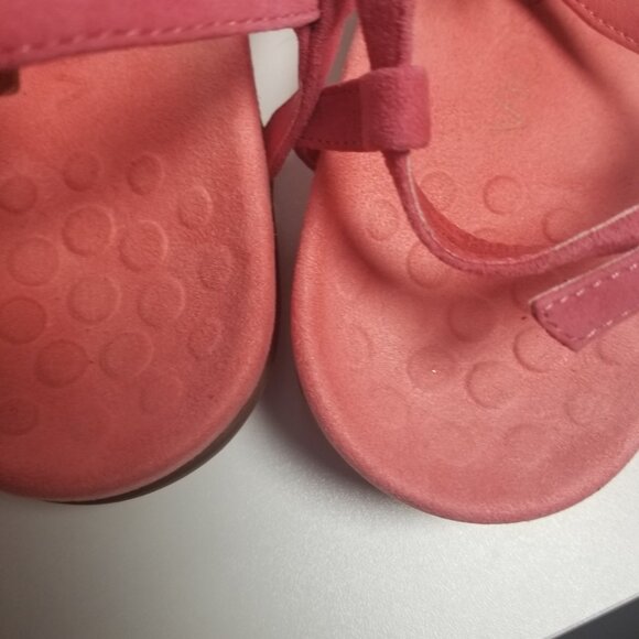 Vionic Sosha Pom Pom Fringe Women's Pink Thong Sandals Sz 7 - Picture 8 of 13